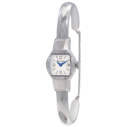 Bulova Ladies American Girl Quartz White Dial Watch 96L333 NEW - BRAND Bulova STYLE American Girl REFERENCE 96L333 CASE Stainless Steel STRAP Stainless Steel WATER RESISTANT 30 mt. / 100 ft. DIAMETER 16 mm. DIAL White CRYSTAL Scratch Resistant Sapphire MO