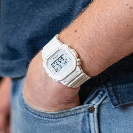 8903312